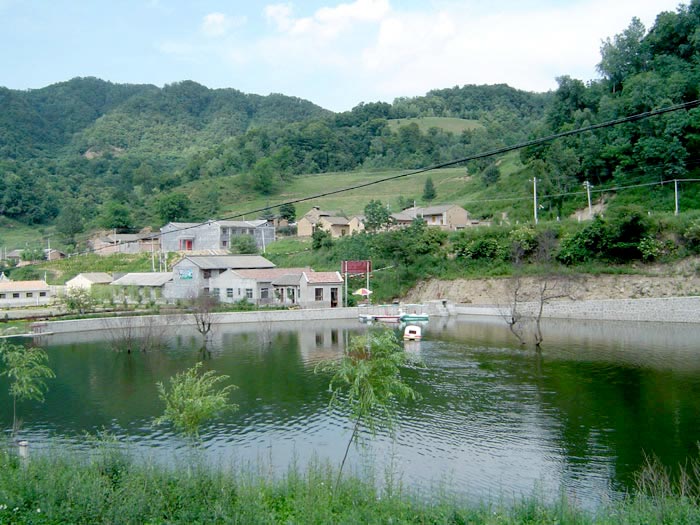 湖水荡漾